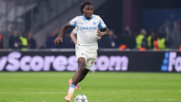 Darryl Bakola et l'OM visent un dernier succès en Ligue 1. Darryl Bakola et l'OM visent un dernier succès en Ligue 1.