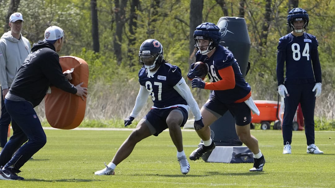 May 10, 2025; Lake Forest, IL, USA; Chicago Bears wide receiver (87) Luther Burden III participates in rookie minicamp at Halas Hall. Mandatory Credit: David Banks-Imagn Images