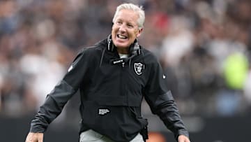 Tennessee Titans v Las Vegas Raiders