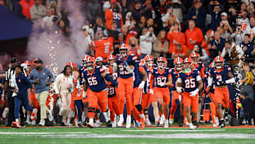 Miami is the leader for 4-star WR Larry Miles, but Syracuse football is right on the Hurricanes' heels, per an analyst.
