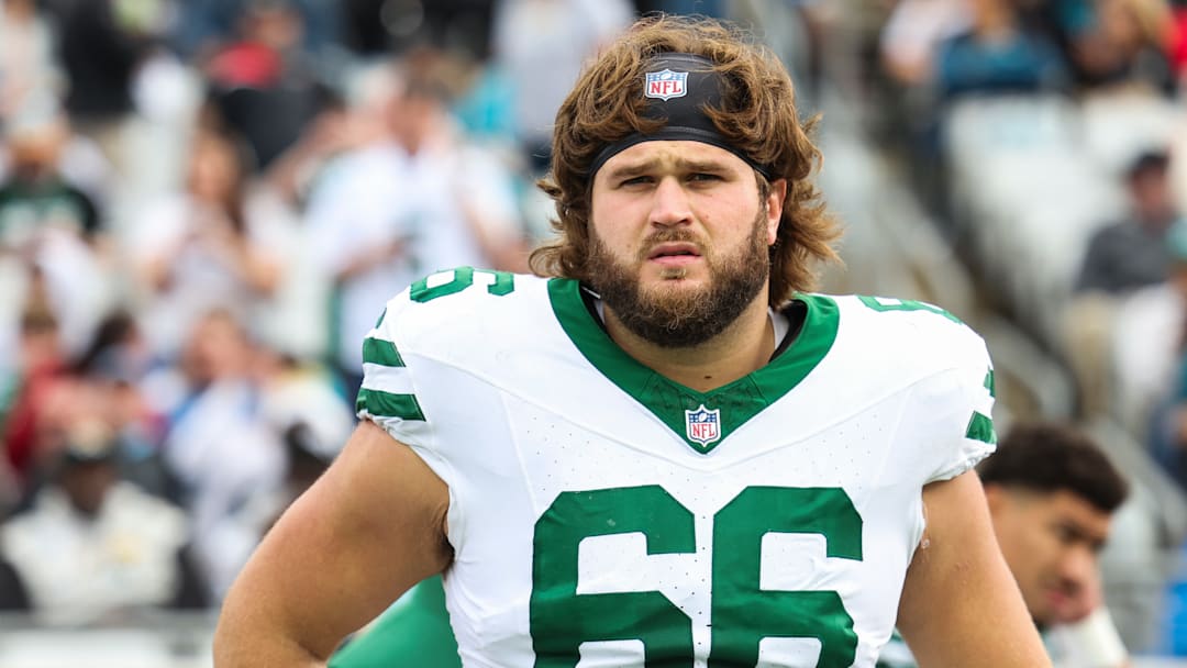 NY Jets center Joe Tippmann