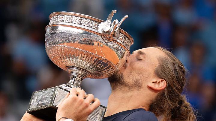 Alexander Zverev of Germany kisses the French Open trophy