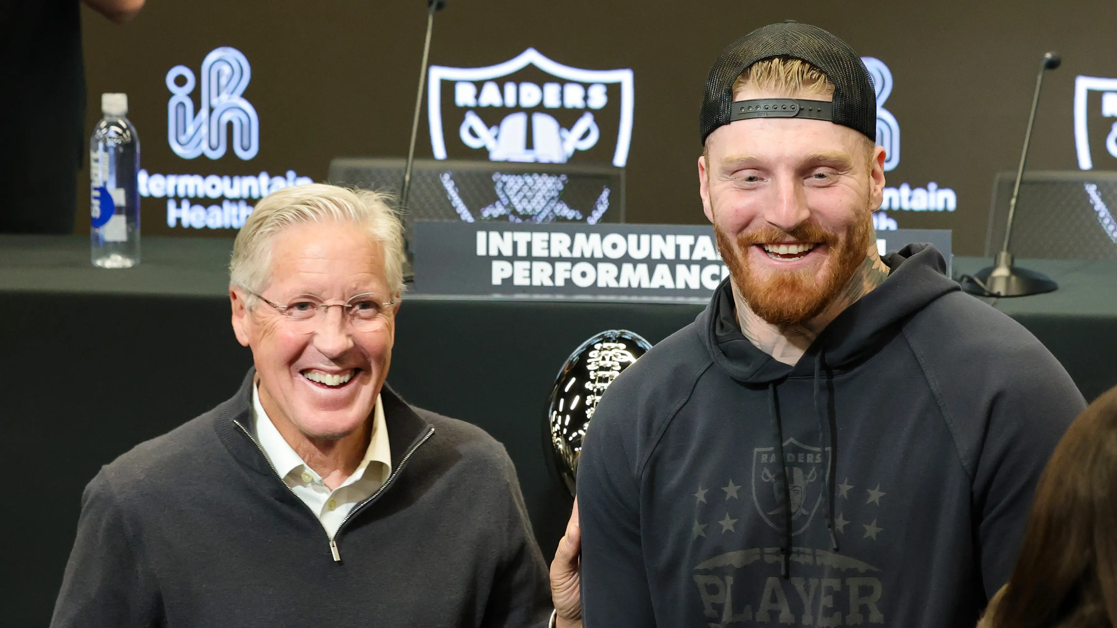 Maxx Crosby Stays Committed to Raiders Amid Trade Rumors