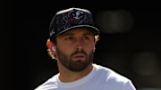 Tampa Bay Buccaneers quarterback Baker Mayfield (6) warms up before a game against the San Francisco 49ers