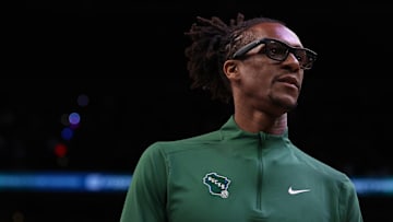 Milwaukee Bucks v Phoenix Suns