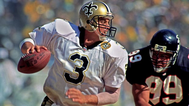 Sep 29, 1991; FILE PHOTO; New Orleans Saints quarterback (3) Bobby Hebert looks to pass against the Atlanta Falcons 