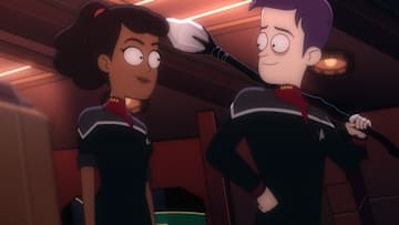 “Crisis Point 2: Paradoxus" - Ep#308-- Tawny Newsome as Ensign Beckett Mariner and Jack Quaid as Ensign Brad Boimler in STAR TREK: LOWER DECKS streaming on Paramount+ series . Photo: PARAMOUNT+ ©2022 CBS Interactive, Inc. All Rights Reserved **Best Possible Screen Grab**