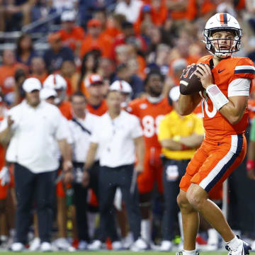 Colandrea recorded 297 yards and two touchdowns to power the Virginia Cavaliers to victory. 