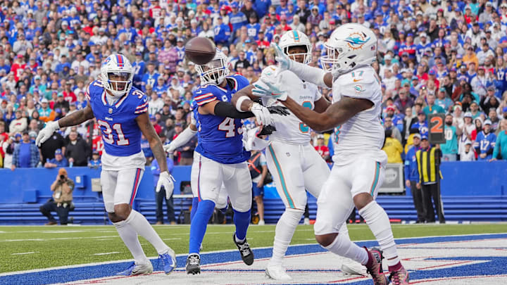 Bills best, worst PFF grades for Week 9 paint dismal day for defense