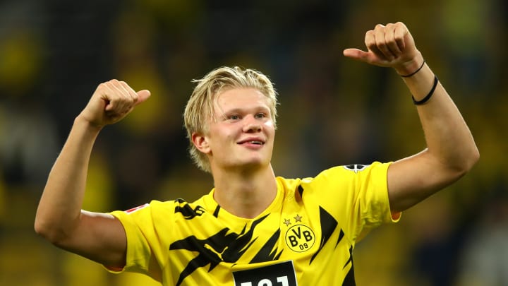 Borussia Dortmund v Borussia Moenchengladbach - Bundesliga Borussia Dortmund v Borussia Moenchengladbach - Bundesliga