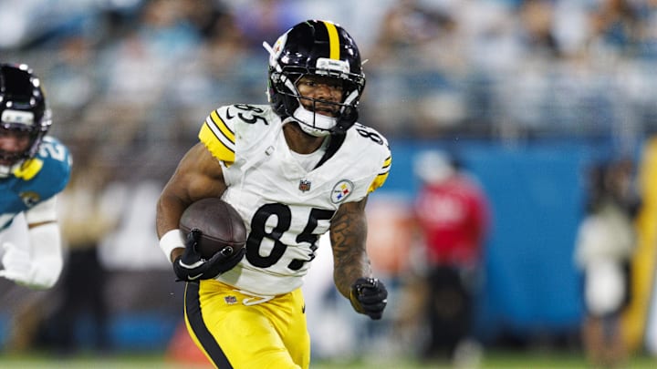 Aug 9, 2025; Jacksonville, Florida, USA; Pittsburgh Steelers wide receiver Ke'Shawn Williams (85) runs the ball against the Jacksonville Jaguars during the third quarter at EverBank Stadium. Mandatory Credit: Morgan Tencza-Imagn Images