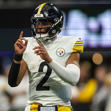 Sep 8, 2024; Atlanta, Georgia, USA; Pittsburgh Steelers quarterback Justin Fields (2) in action against the Atlanta Falcons in the third quarter at Mercedes-Benz Stadium. Mandatory Credit: Brett Davis-Imagn Images