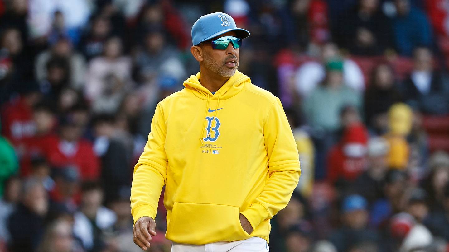 Alex Cora calling out offense might've woken up Red Sox in Cardinals series finale - Vimarsana News