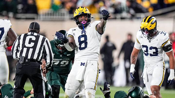 Michigan edge Derrick Moore 