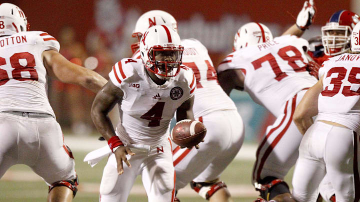 Quarterback Tommy Armstrong Jr. runs the offense during the Huskers’ 2014 game at Fresno State. Nebraska’s 55-19 victory snapped the Bulldogs’ 13-game home winning streak, Quarterback Tommy Armstrong Jr. runs the offense during the Huskers’ 2014 game at Fresno State. Nebraska’s 55-19 victory snapped the Bulldogs’ 13-game home winning streak,