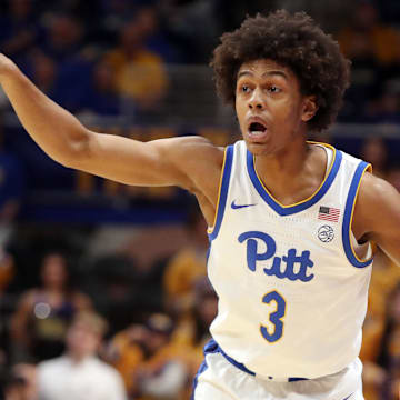 Feb 3, 2025; Pittsburgh, Pennsylvania, USA;  Pittsburgh Panthers guard Brandin Cummings (3) calls out a play against the Virginia Cavaliers during the first half at the Petersen Events Center. Mandatory Credit: Charles LeClaire-Imagn Images