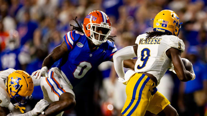 Florida Gators Sharif Denson is poised for a big role in the Gators defense