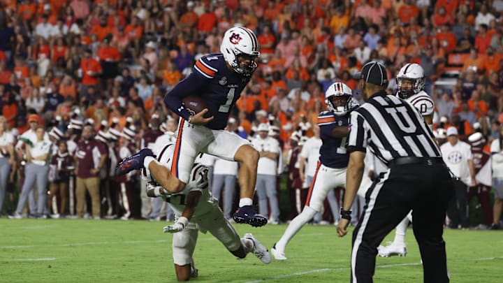 Auburn quarterback Payton Thorne scores a touchdown against Alabama A&M