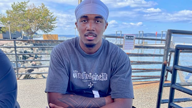 Bethel linebacker Zaydrius Rainey-Sale signed with Washington in December of 2024.