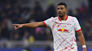 Benjamin Henrichs fällt derzeit verletzt aus