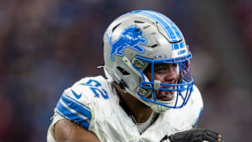 Marcus Davenport of the Detroit Lions