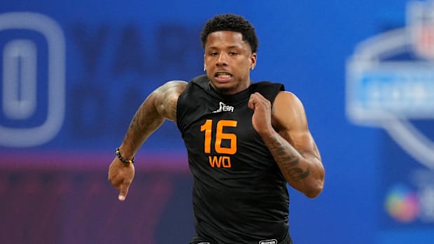 Texas wideout Matthew Golden (WO16) sprints to an impressive time of 4.29 seconds in the 40-yard dash Saturday