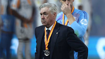 Carlo Ancelotti não gostou de ouvir perguntar de jornalistas após goleada sofrida na Supercopa