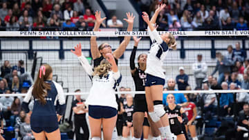 Penn State women's volleyball setter Izzy Starck