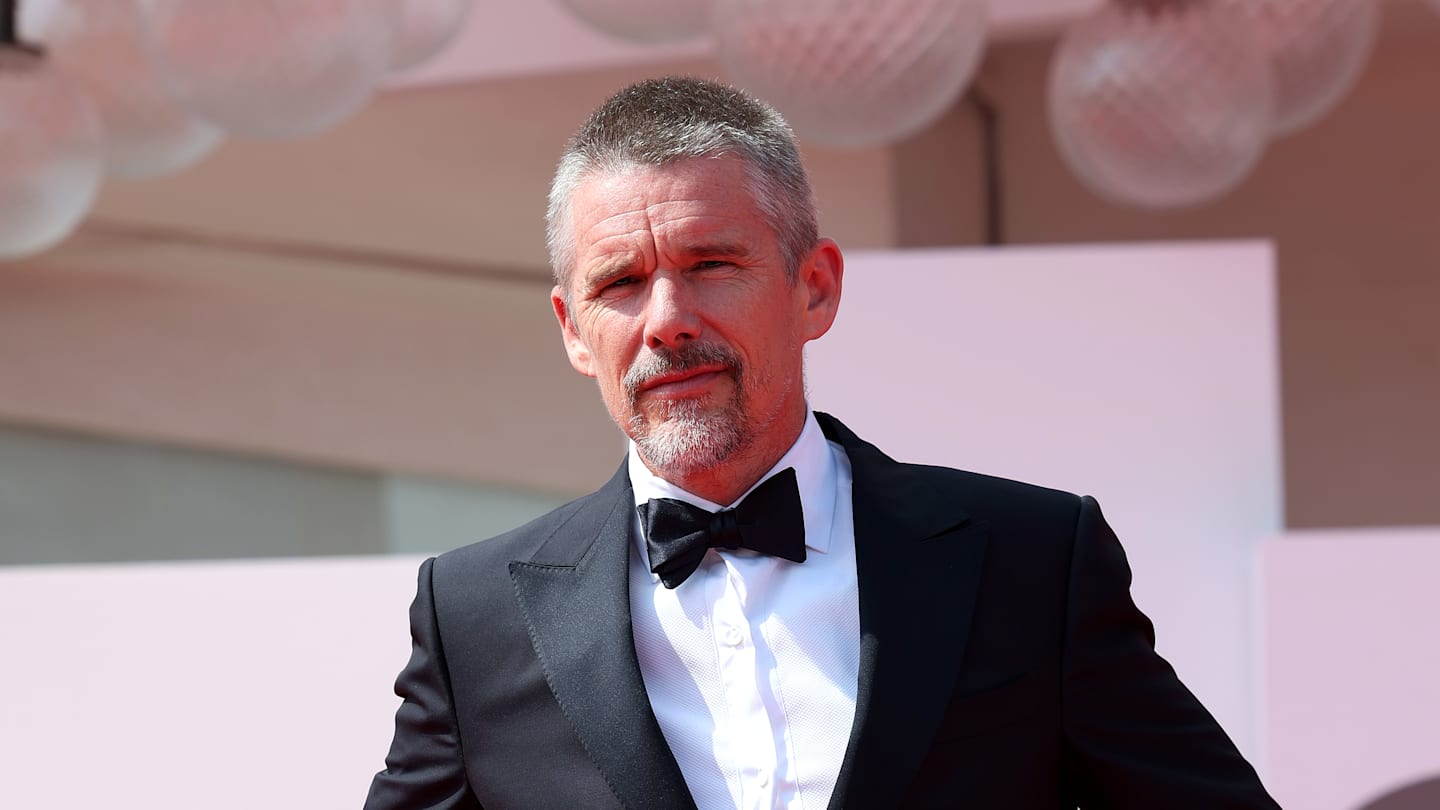 Ethan Hawke left Star Wars disappointed that he wasn't a Jedi