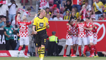 1. FSV Mainz 05 v Borussia Dortmund - Bundesliga