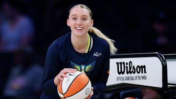 Dallas Wings v Los Angeles Sparks