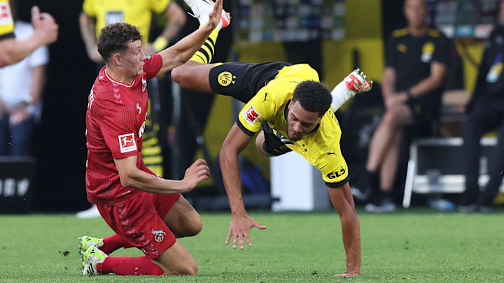 Borussia Dortmund v 1. FC Köln