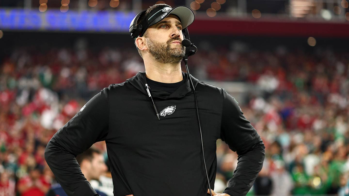 Eagles free-agent signing retiring from NFL is comedy gold for Cowboys fans - Vimarsana News