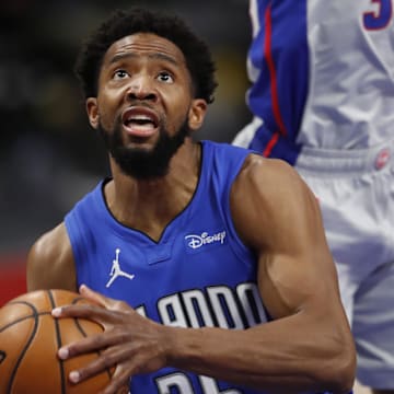 May 3, 2021; Detroit, Michigan, USA; Orlando Magic guard Chasson Randle (25) goes up for a shot during the third quarter against the Detroit Pistons at Little Caesars Arena. Mandatory Credit: Raj Mehta-Imagn Images