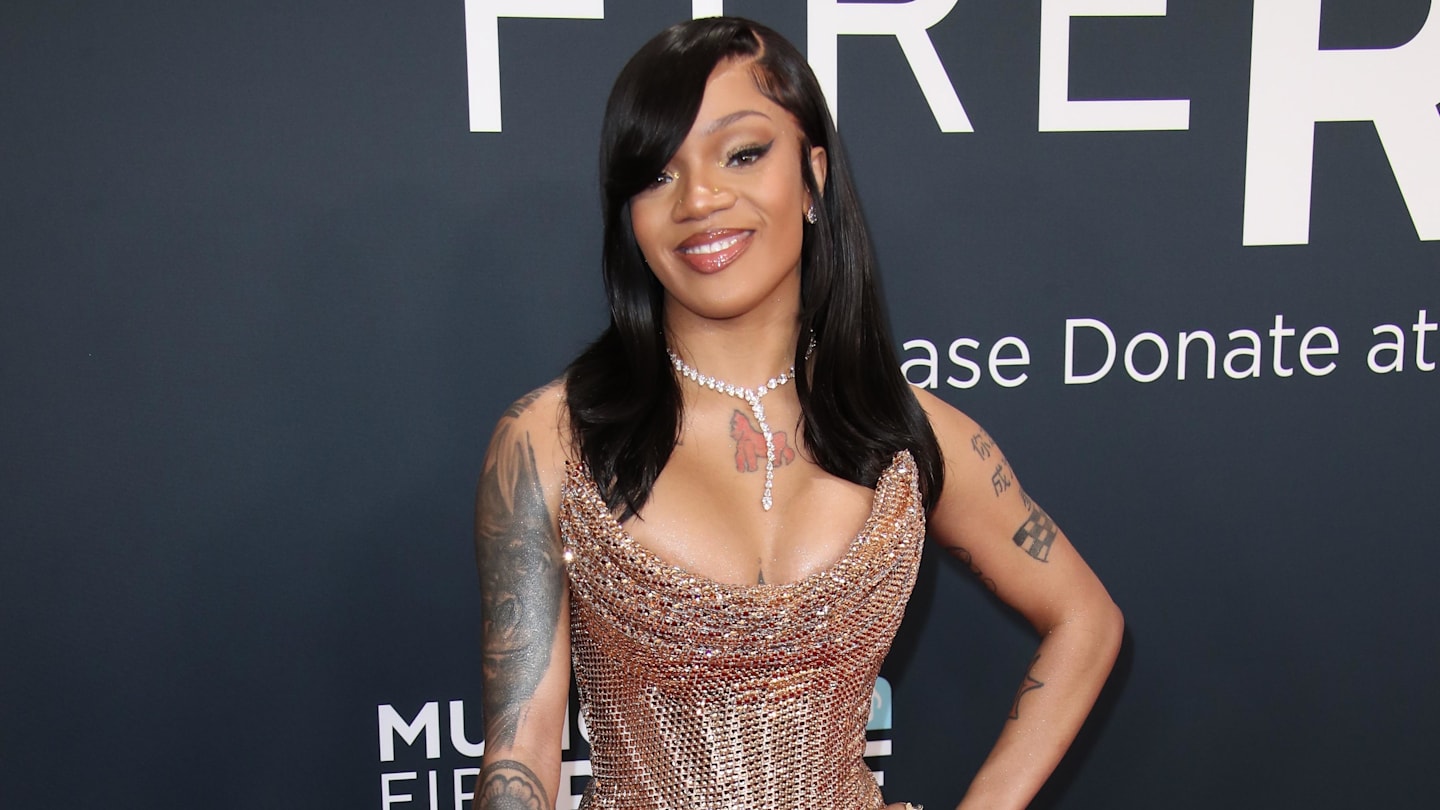 GloRilla's '3' iced-out chain hard launches Brandon Ingram relationship at NBA opener