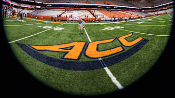 Standout QB Taron Dickens plans to enter the portal. He played at Miami Northwestern. Syracuse football should pursue him.