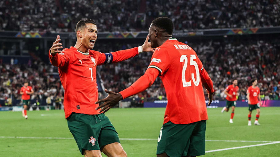 Cristiano Ronaldo, Nuno Mendes