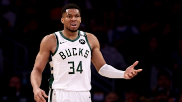 Giannis Antetokounmpo viene de ser candidato al MVP