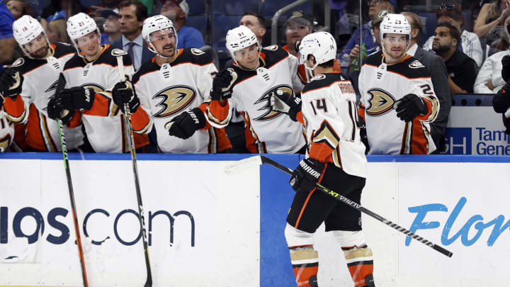 Columbus Blue Jackets vs Anaheim Ducks odds, prop bets and predictions for NHL game tonight.