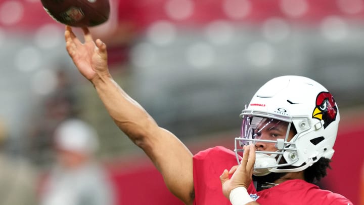 Aug 10, 2024; Glendale, Arizona, USA; Arizona Cardinals quarterback Kyler Murray (1) warms up before facing the New Orleans Saints at State Farm Stadium. Mandatory Credit: Joe Camporeale-USA TODAY Sports