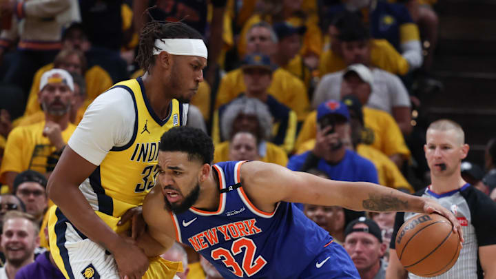 Indiana Pacers center Myles Turner defends against New York Knicks center Karl-Anthony Towns. Mandatory Credit: Trevor Ruszkowski-Imagn Images Indiana Pacers center Myles Turner defends against New York Knicks center Karl-Anthony Towns. Mandatory Credit: Trevor Ruszkowski-Imagn Images