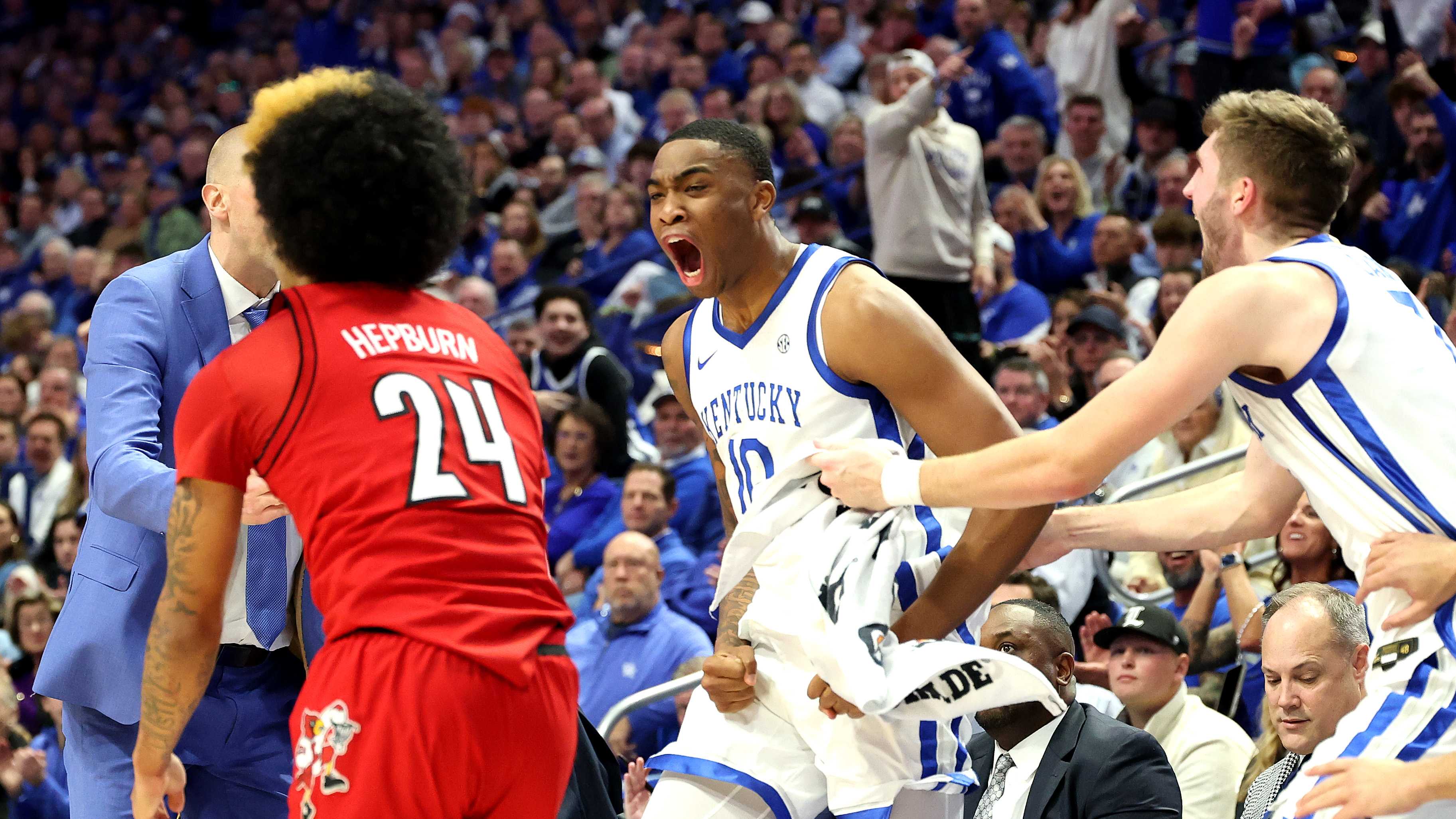 Early bird gets the worm: Why is Kentucky basketball tipping off at 11 AM?