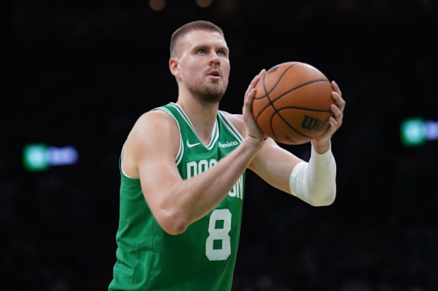 Boston Celtics Center Kristaps Porzingis (8)