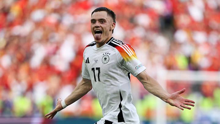 Bayern Munich have identified Bayer Leverkusen's Florian Wirtz as top target for next summer.