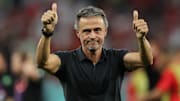 Novo treinador do PSG deve ser apresentado na quarta (5)