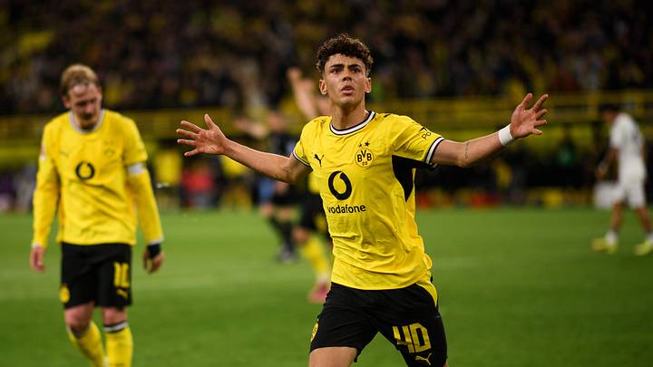 Samuele Inacio traf für den BVB gegen Frankfurt