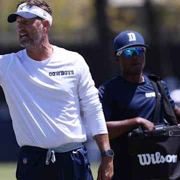 Brian Schottenheimer learned from his dad, a former NFL coach, the value of building relationships with his players. 