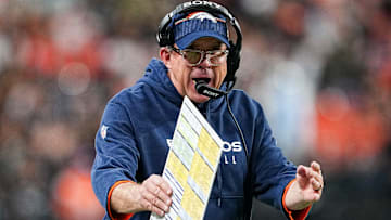 Denver Broncos v Las Vegas Raiders - NFL 2025