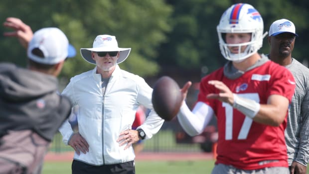 Bills coach Sean McDermott rocking Bills bucket hat