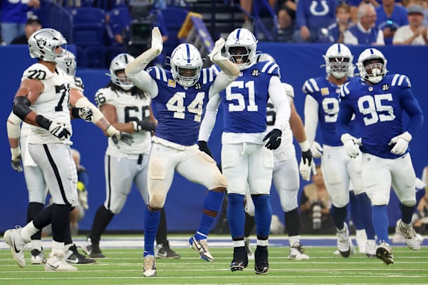 Indianapolis Colts outside linebacker Zaire Franklin (44) reacts after a play against the Las Vegas Raiders.